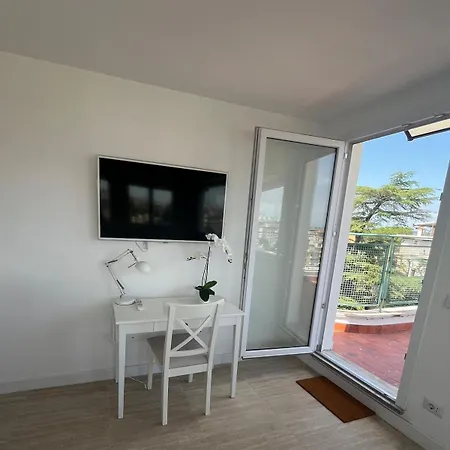 Mrbrown - Parioli A Gem With A Great View شقة